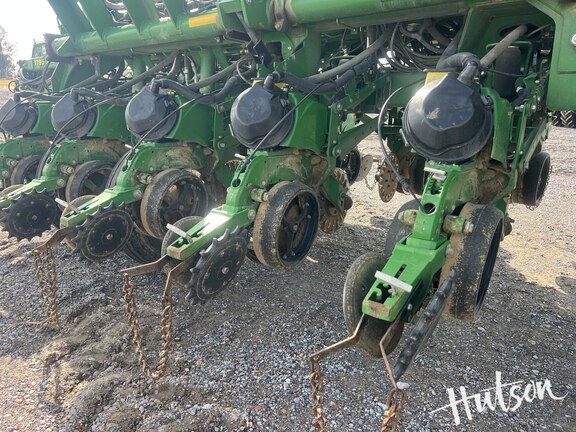 Photo of 2014 John Deere 1795