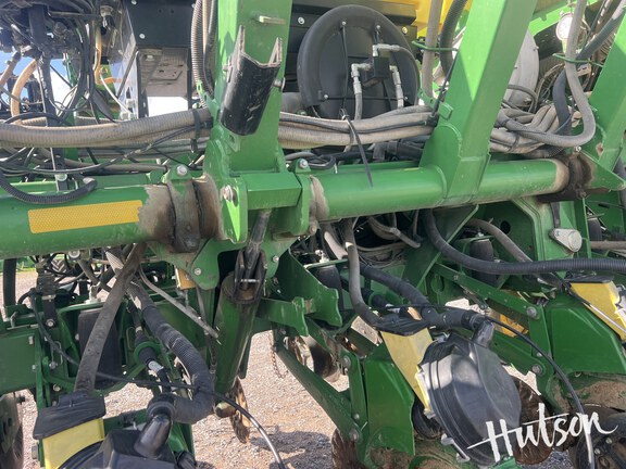 Photo of 2014 John Deere 1795