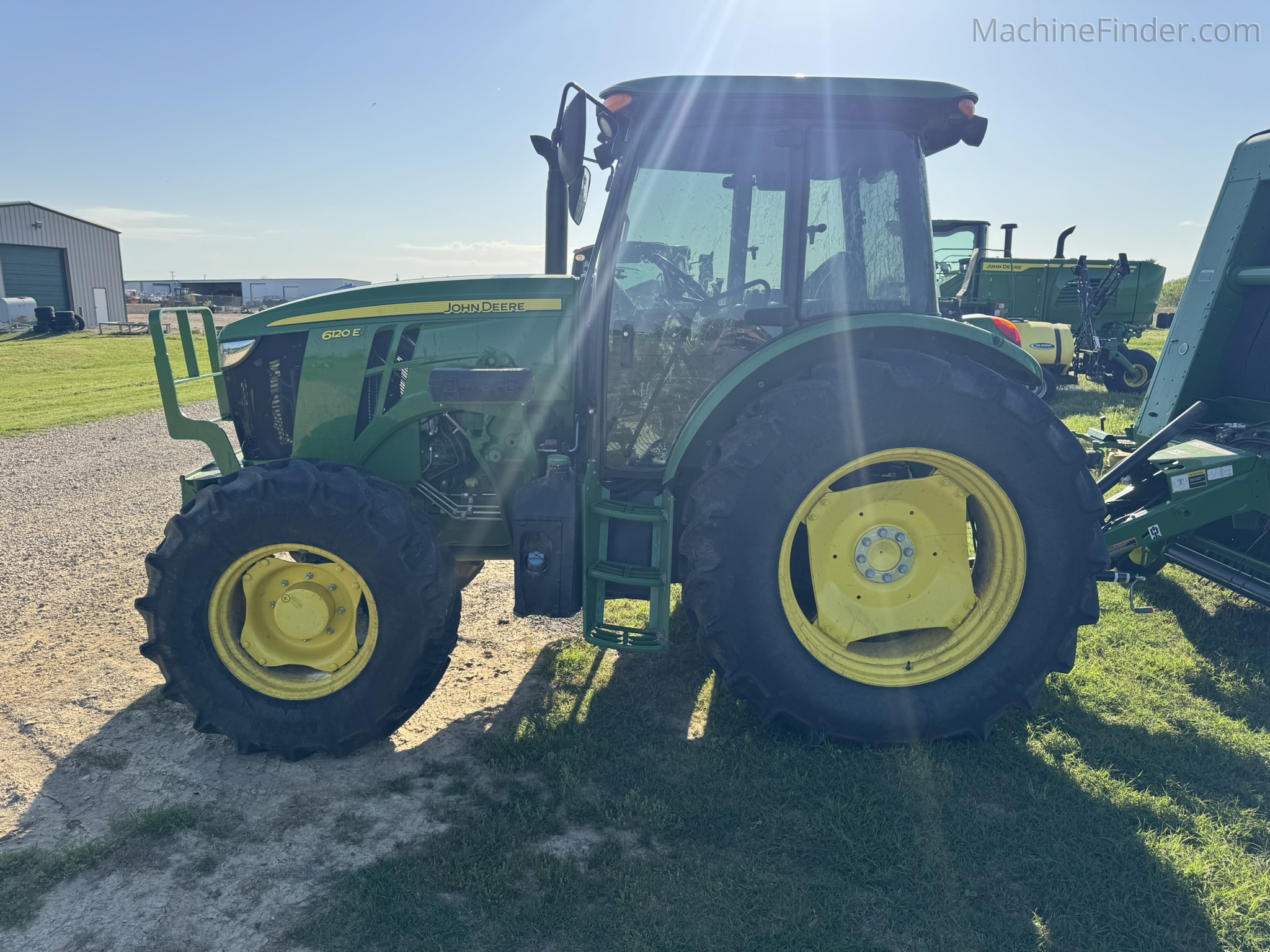 2022 John Deere 6120E Image 1
