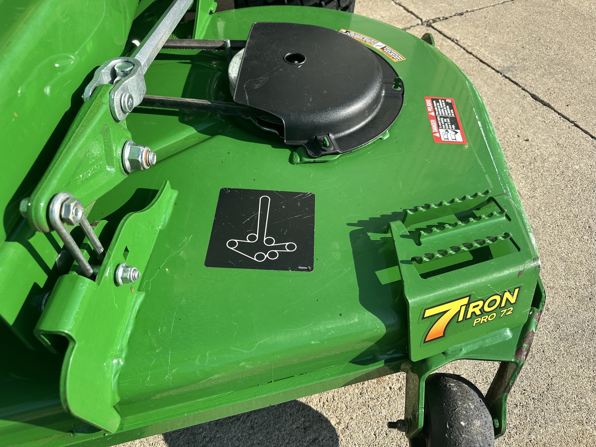 2021 John Deere Z950R Image 10