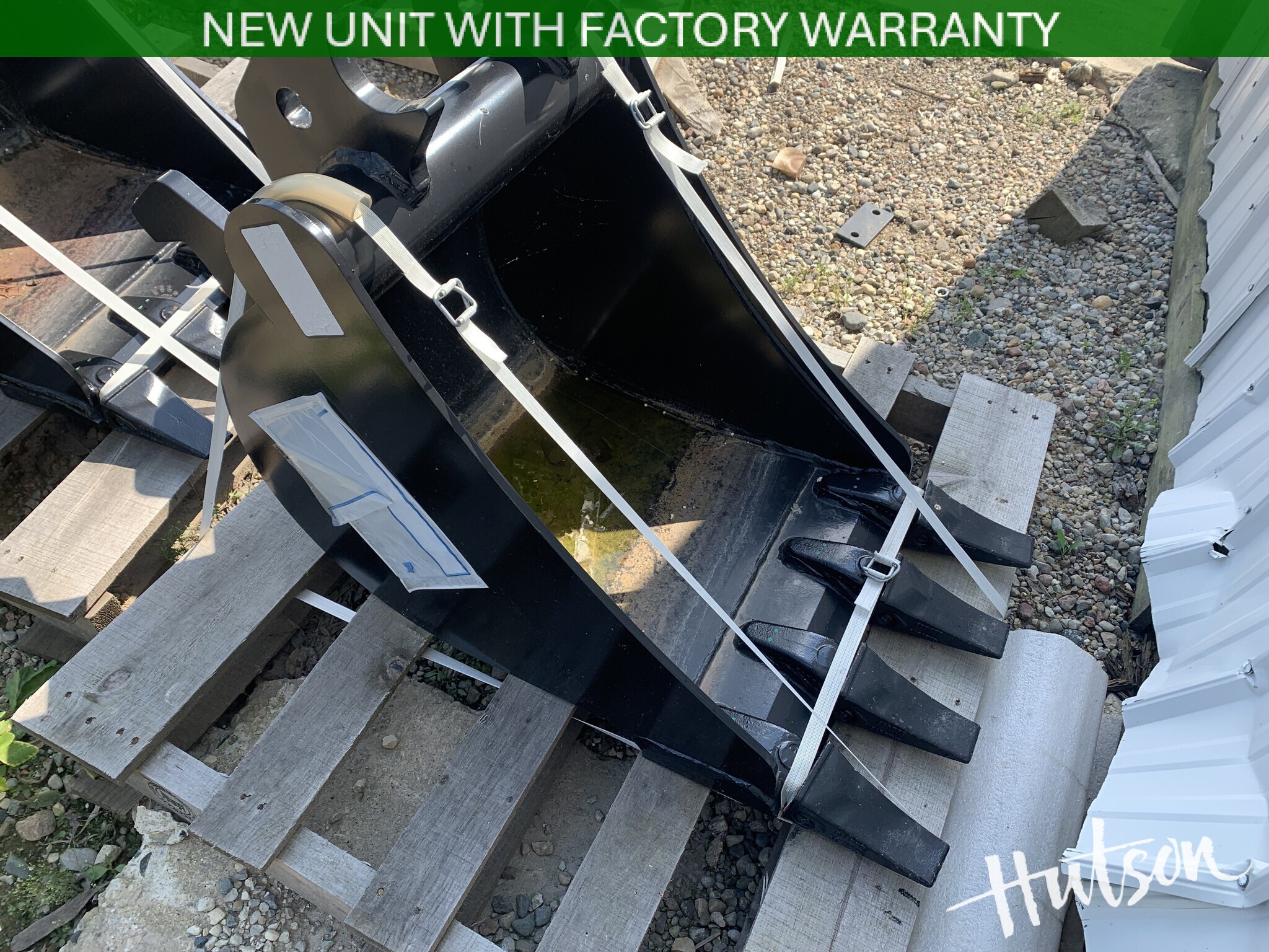 2024 John Deere BYT10978