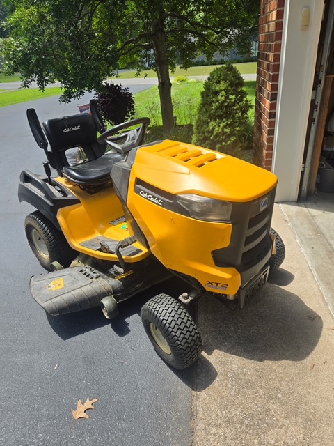 2020 Cub Cadet xt2