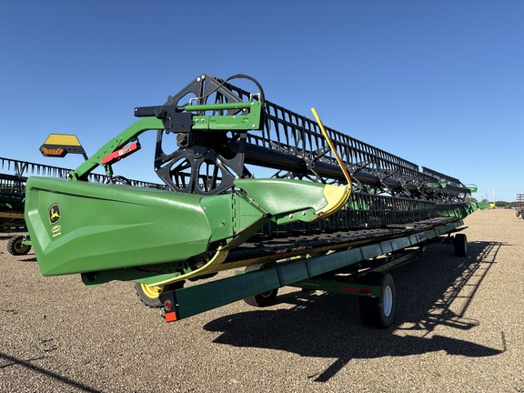 Used 2022 John Deere HD50R Combine Platforms at Horizon Ag & Turf in Lloydminster, AB - Photo3