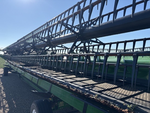 Used 2022 John Deere HD50R Combine Platforms at Horizon Ag & Turf in Lloydminster, AB - Photo9