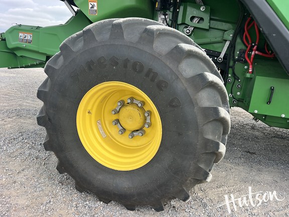 Photo of 2024 John Deere X9 1100