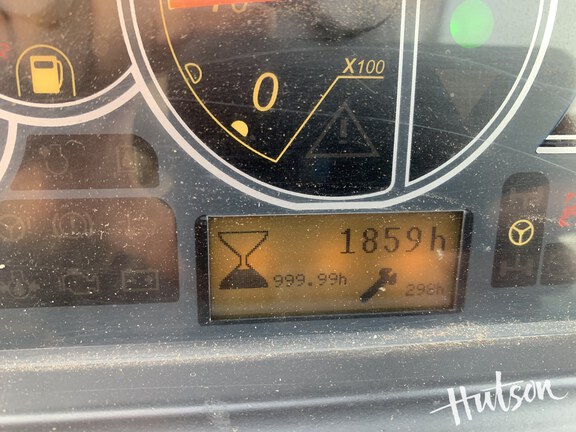 Photo of 2019 Manitou MLT840