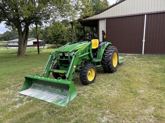 Photo of 2024 John Deere 4044M