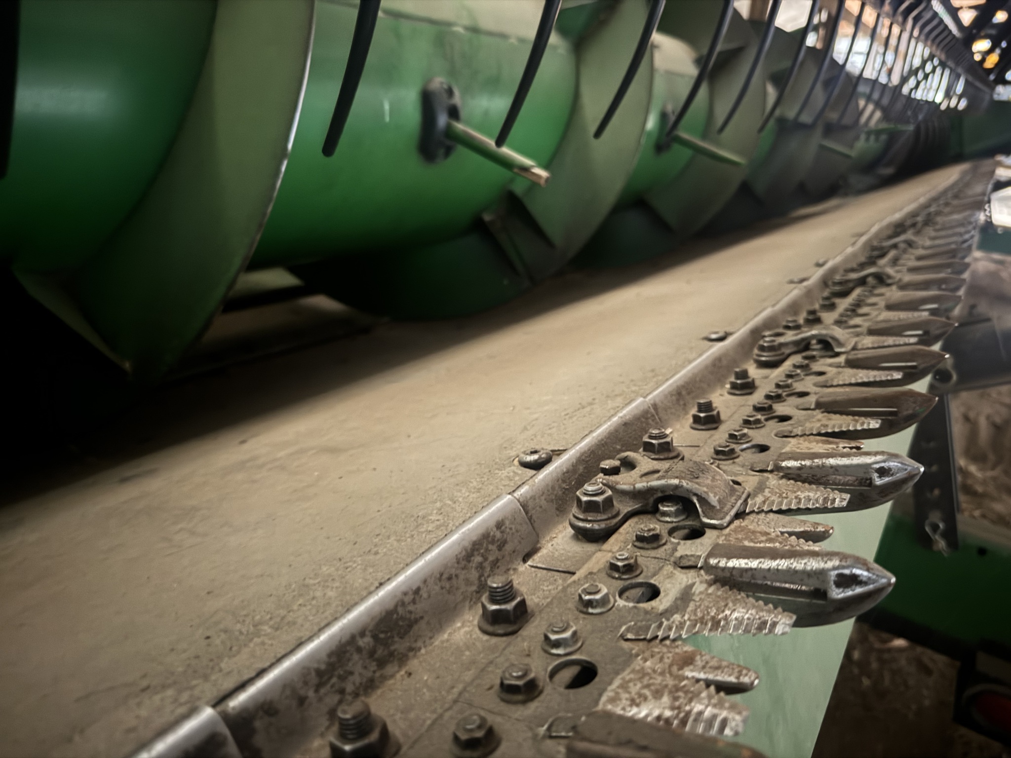 2010 John Deere 635F Image 3