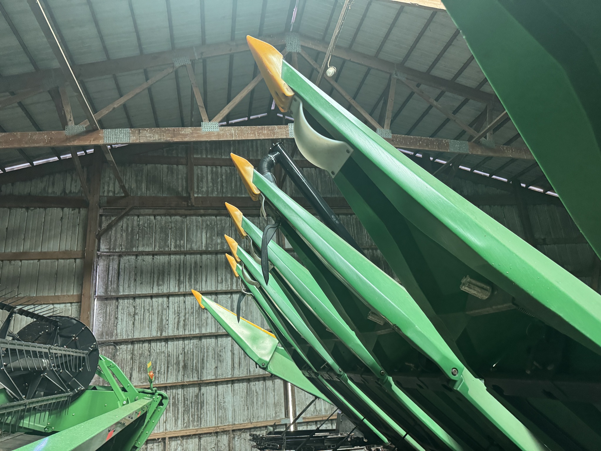 2014 Drago N8 Series 2 8 Row Corn Head Image 9