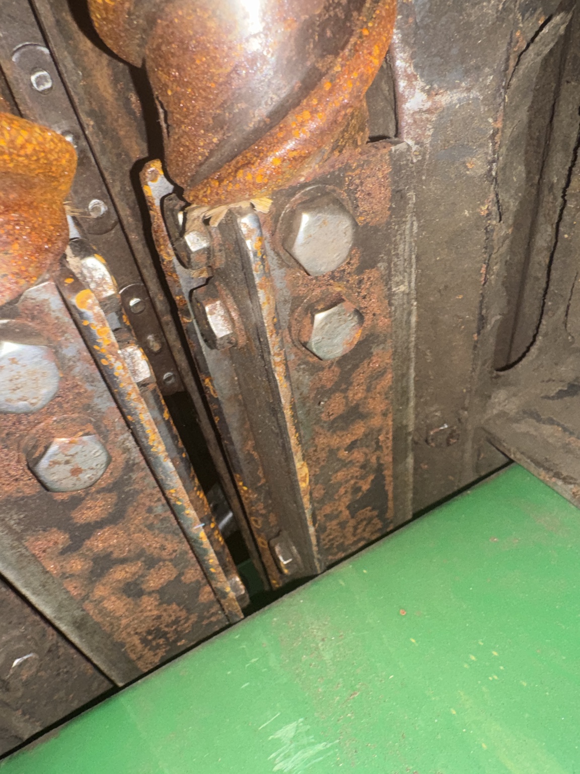2014 Drago N8 Series 2 8 Row Corn Head Image 3