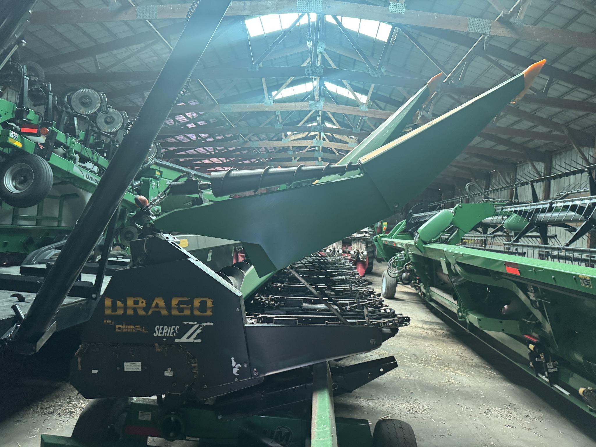 2014 Drago N8 Series 2 8 Row Corn Head Image 6