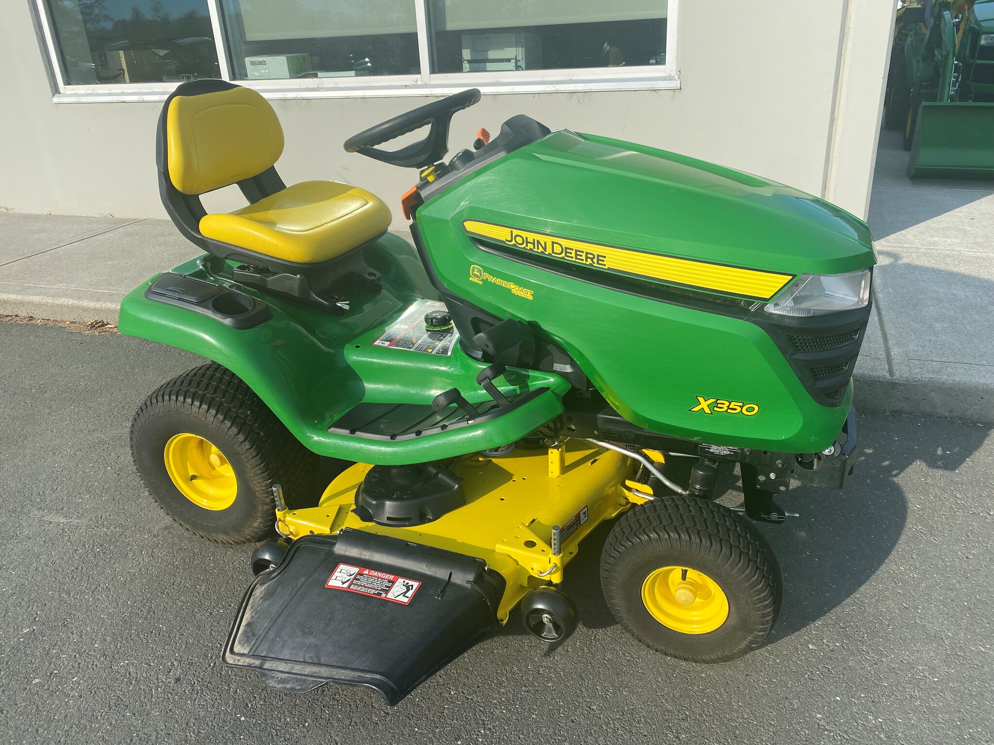 2021 John Deere X350 Image 3