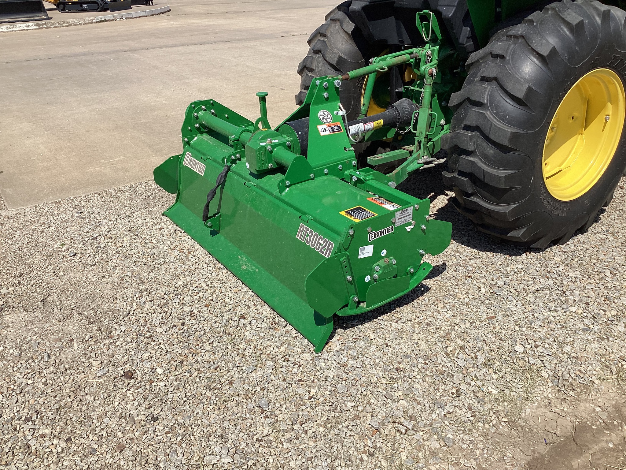 2021 Frontier RT3062R Image 2