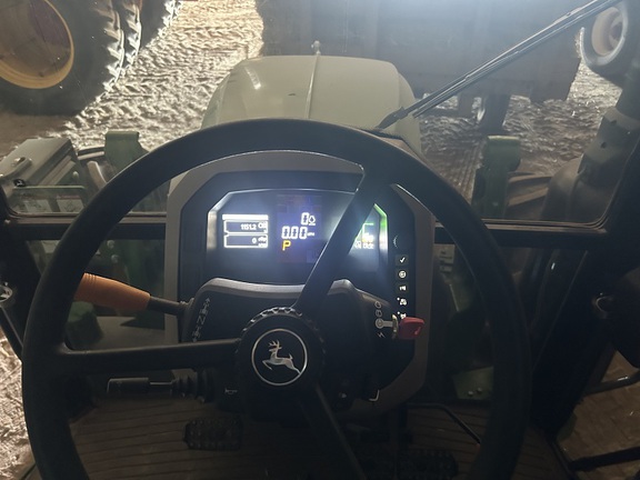 Photo of 2023 John Deere 5130M