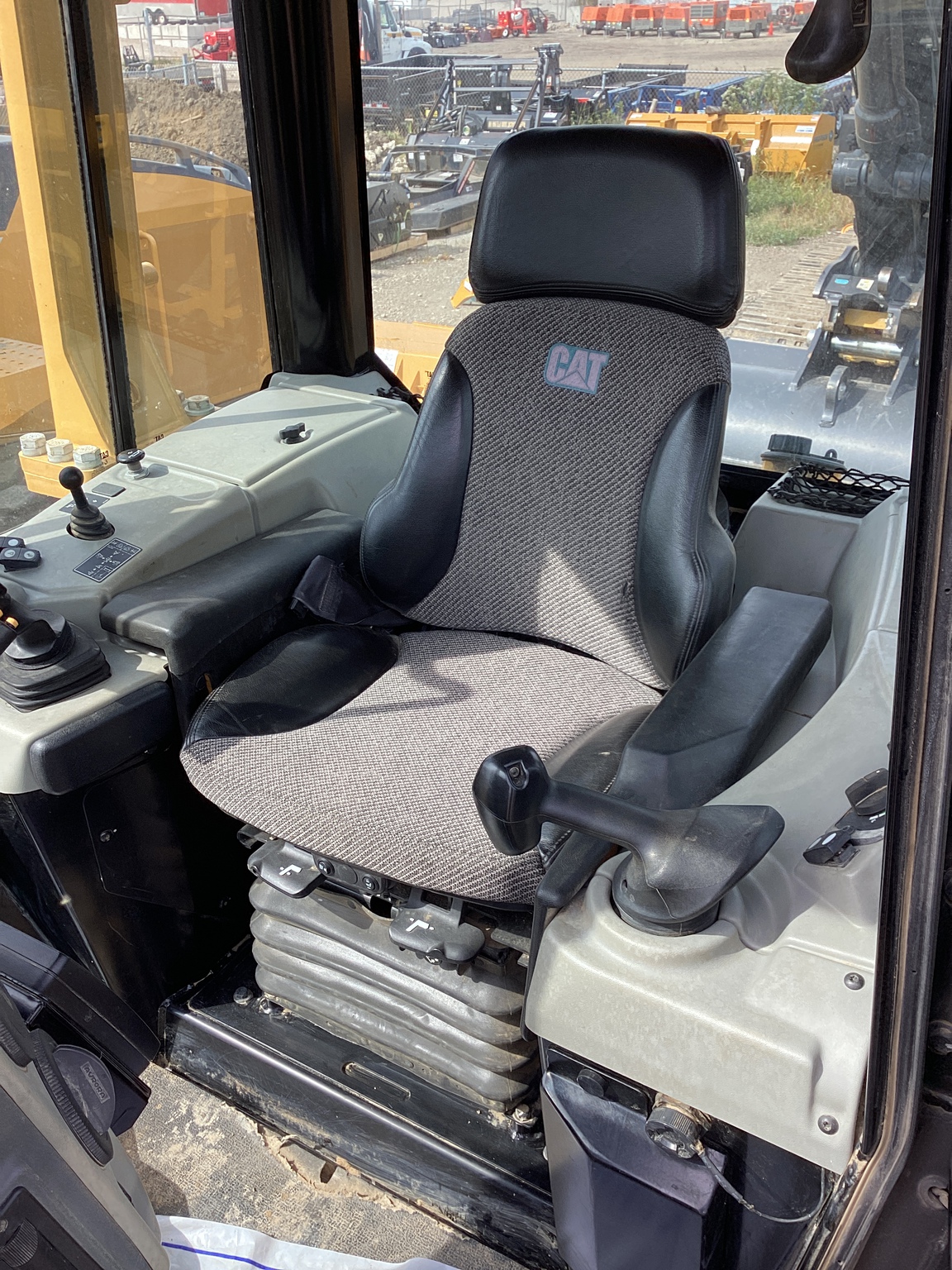 2018 Caterpillar D6N LGP Image 12