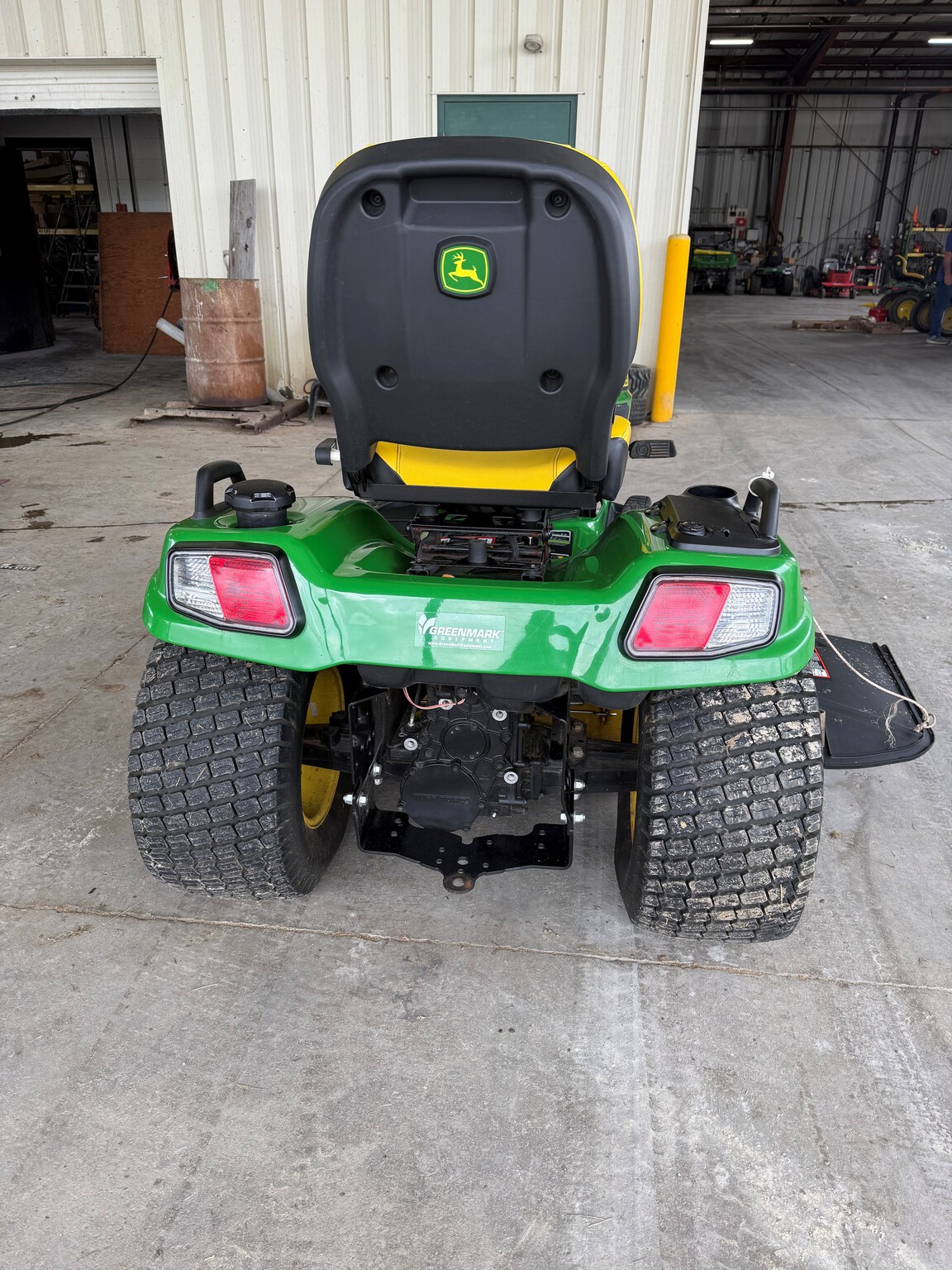 2020 John Deere X730 Image 3