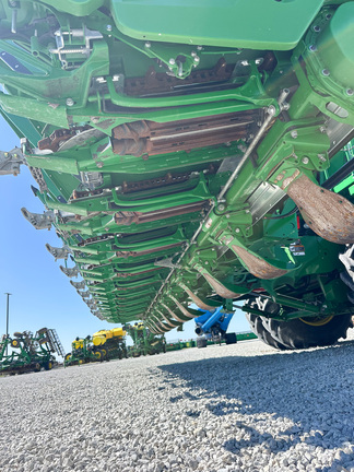 2025 John-Deere CF 12