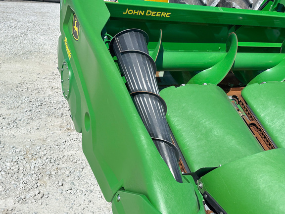 2025 John-Deere CF 12