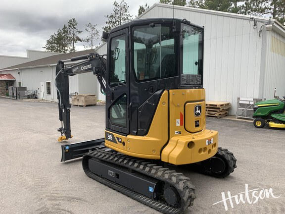 Photo of 2024 John Deere 35 P