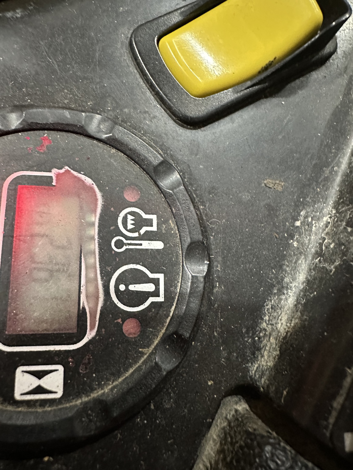 2021 John Deere Z930R Image 8