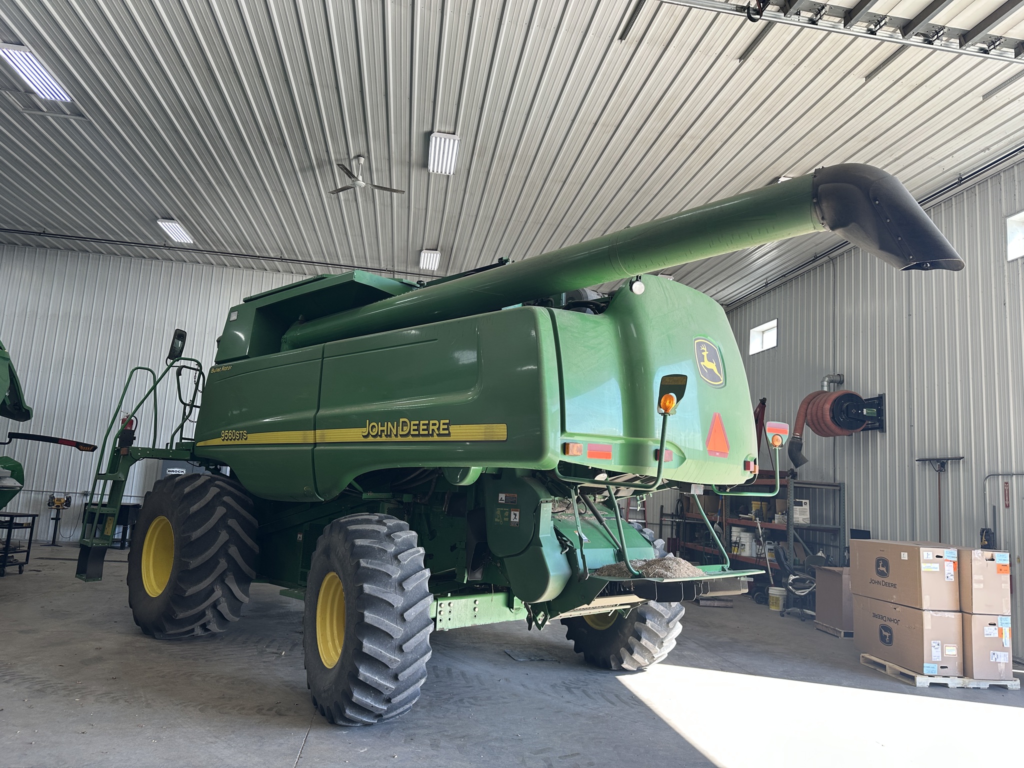 2007 John Deere 9560 STS Image 3