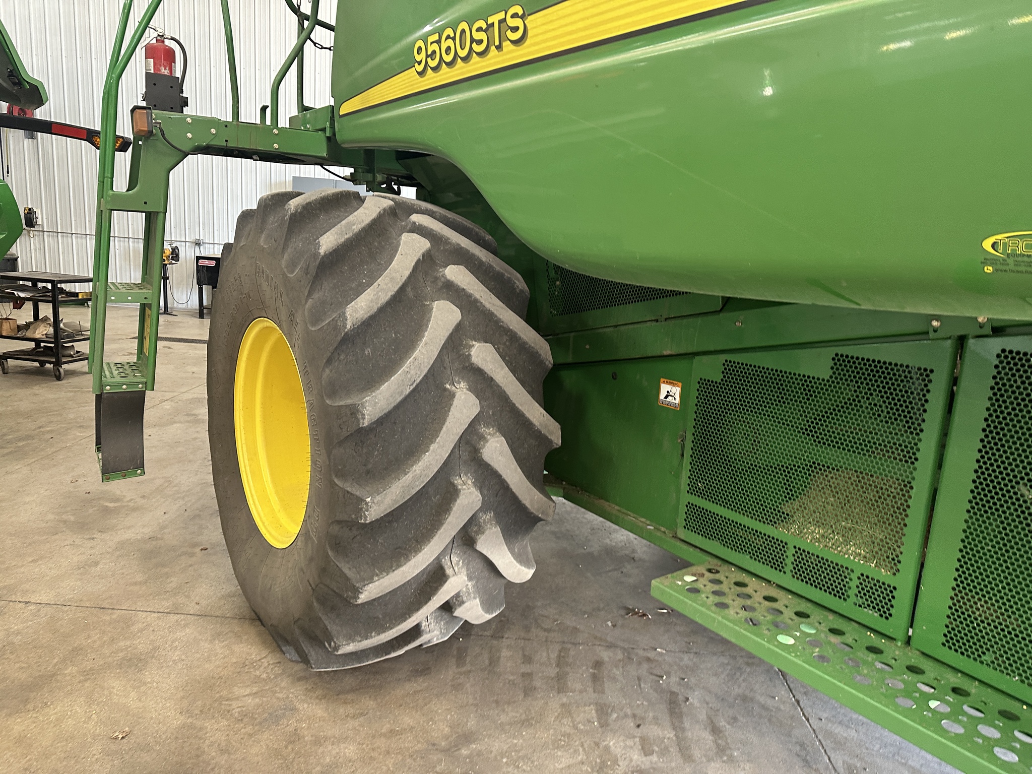 2007 John Deere 9560 STS Image 6