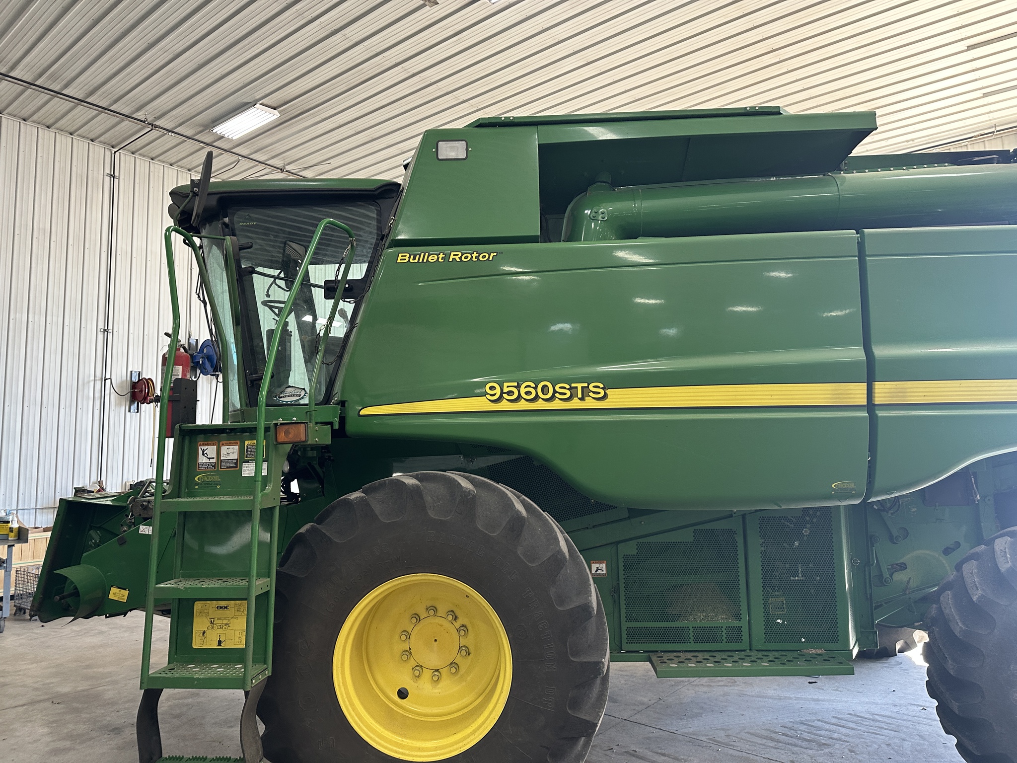 2007 John Deere 9560 STS Image 8