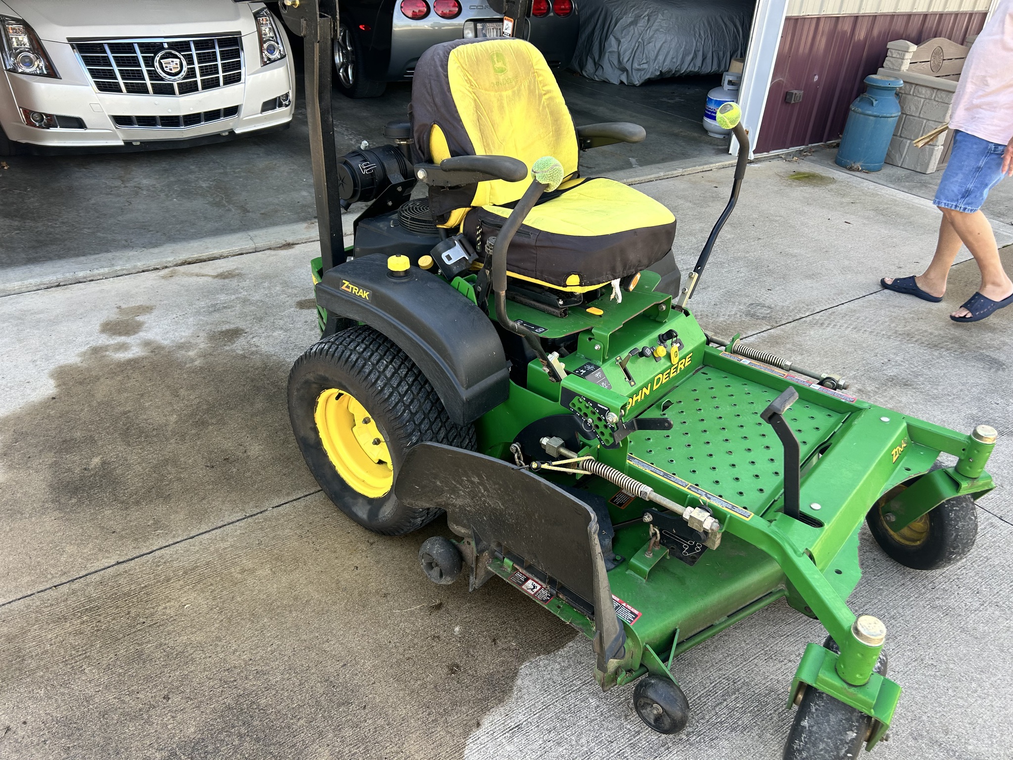 2005 John Deere 717A Image 4