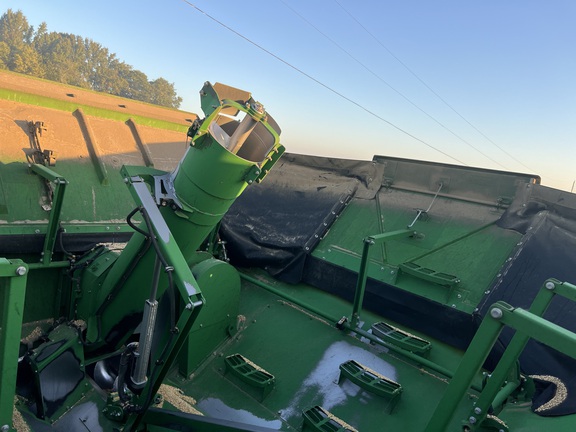 Photo of 2023 John Deere X9 1100