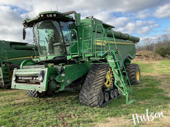 Photo of 2023 John Deere X9 1100