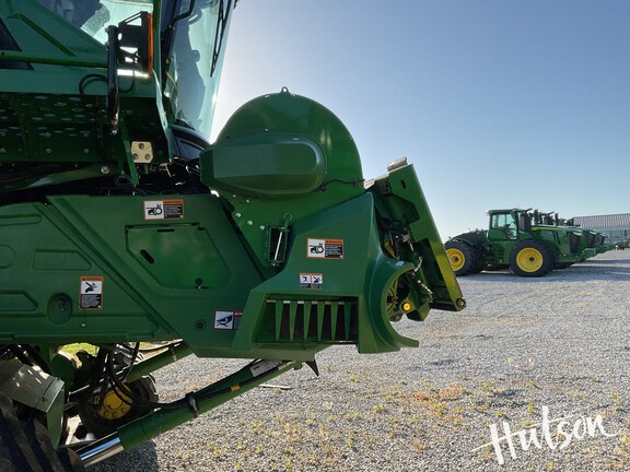 Photo of 2023 John Deere X9 1100