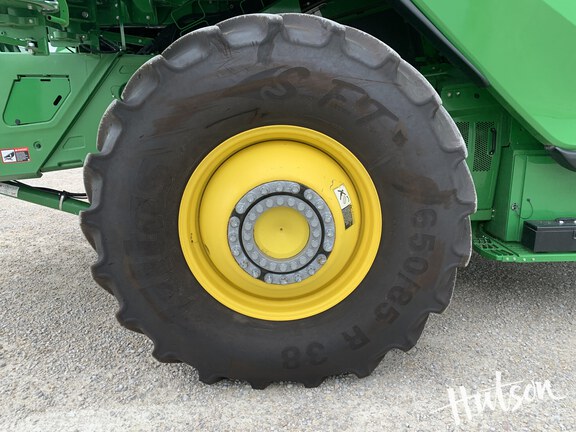 Photo of 2023 John Deere X9 1100