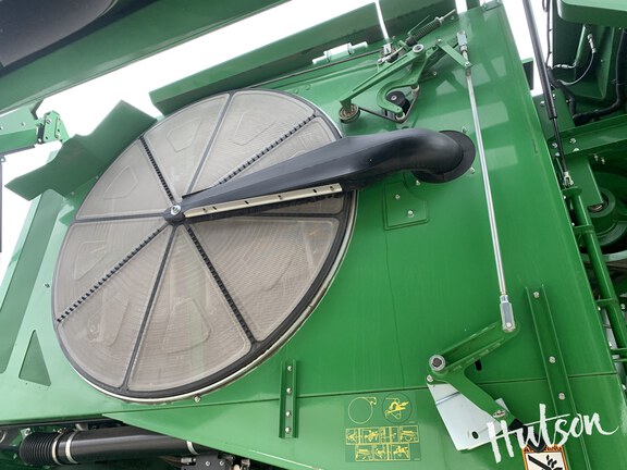 Photo of 2023 John Deere X9 1100