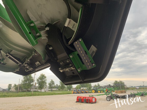 Photo of 2023 John Deere X9 1100