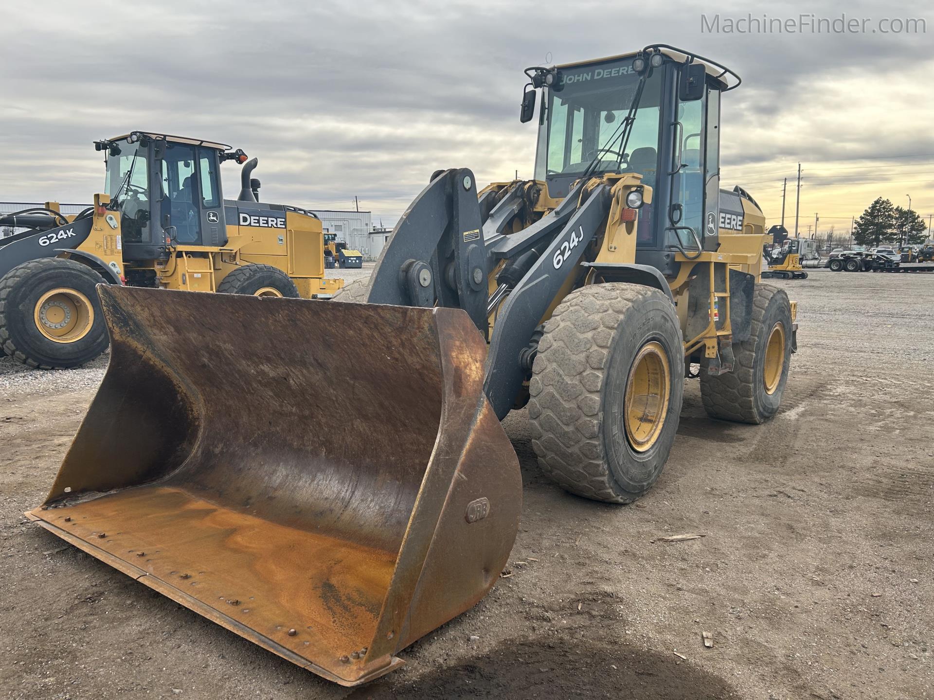 2007 John Deere 624J | Wheel Loaders | MachineFinder