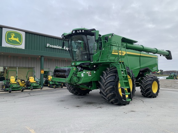 2025 John Deere S7 700 thumbnail 3