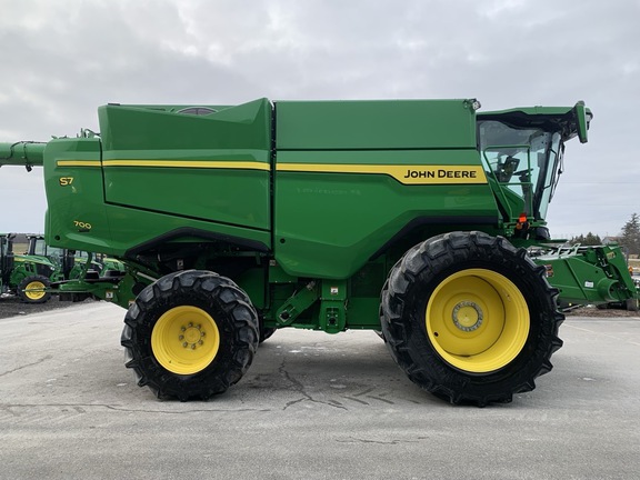 2025 John Deere S7 700 thumbnail 2