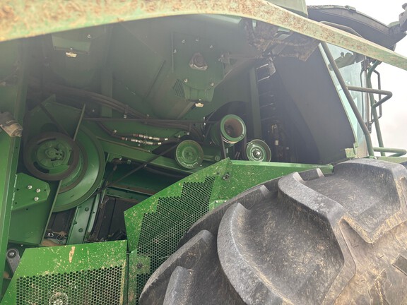 Photo of 2023 John Deere S780