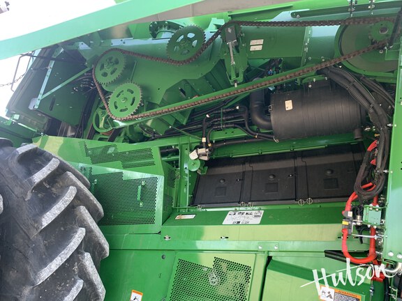 Photo of 2023 John Deere S780