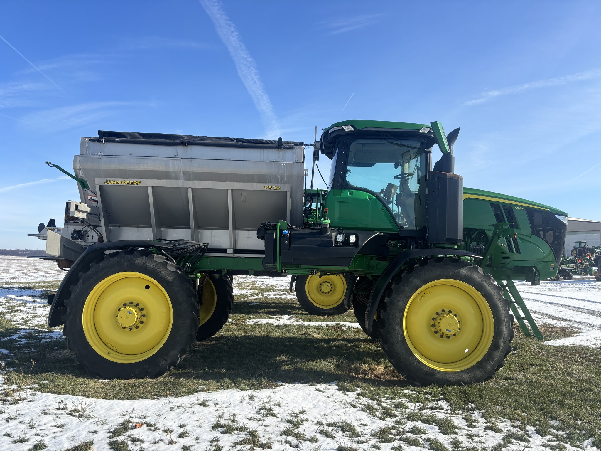 Used 2022 John Deere 400R Self Propelled Sprayers at Koenig Equipment in Urbana, OH - PhotoXL5