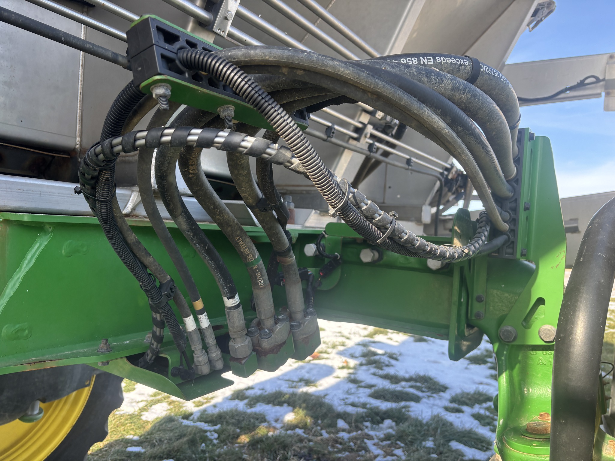 Used 2022 John Deere 400R Self Propelled Sprayers at Koenig Equipment in Urbana, OH - PhotoXL16