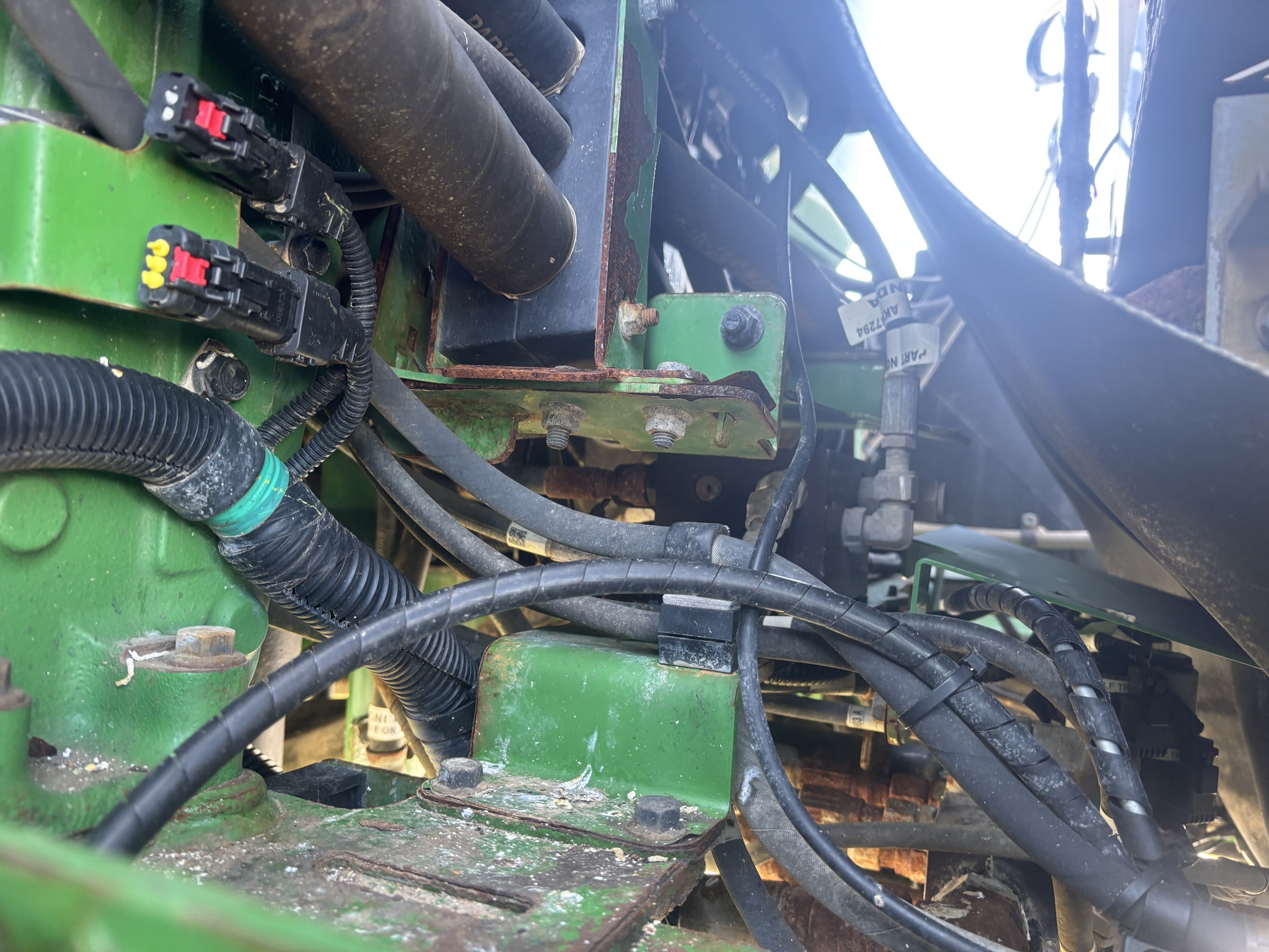 Used 2022 John Deere 400R Self Propelled Sprayers at Koenig Equipment in Urbana, OH - PhotoXL17