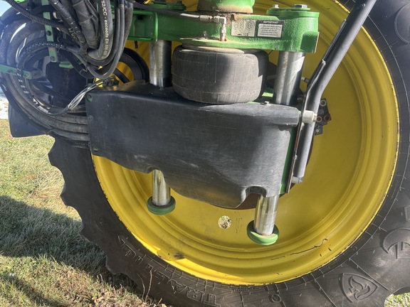 Used 2022 John Deere 400R Self Propelled Sprayers at Koenig Equipment in Urbana, OH - Photo23