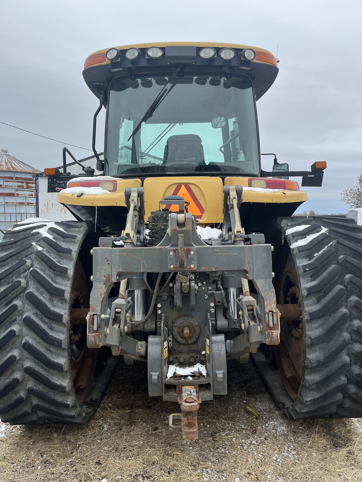 2013 Challenger MT765D Image 5