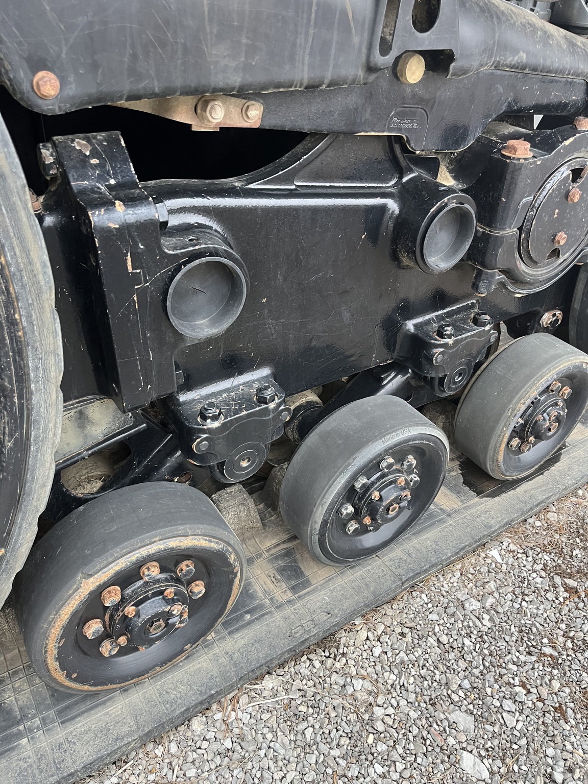 2013 Challenger MT765D Image 9