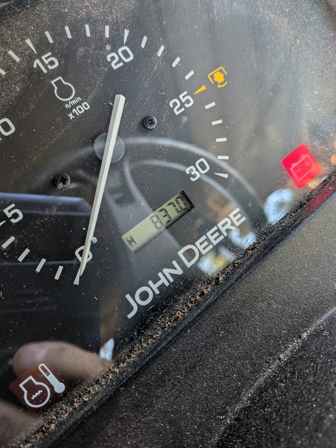 2008 John Deere 3038E Image 3