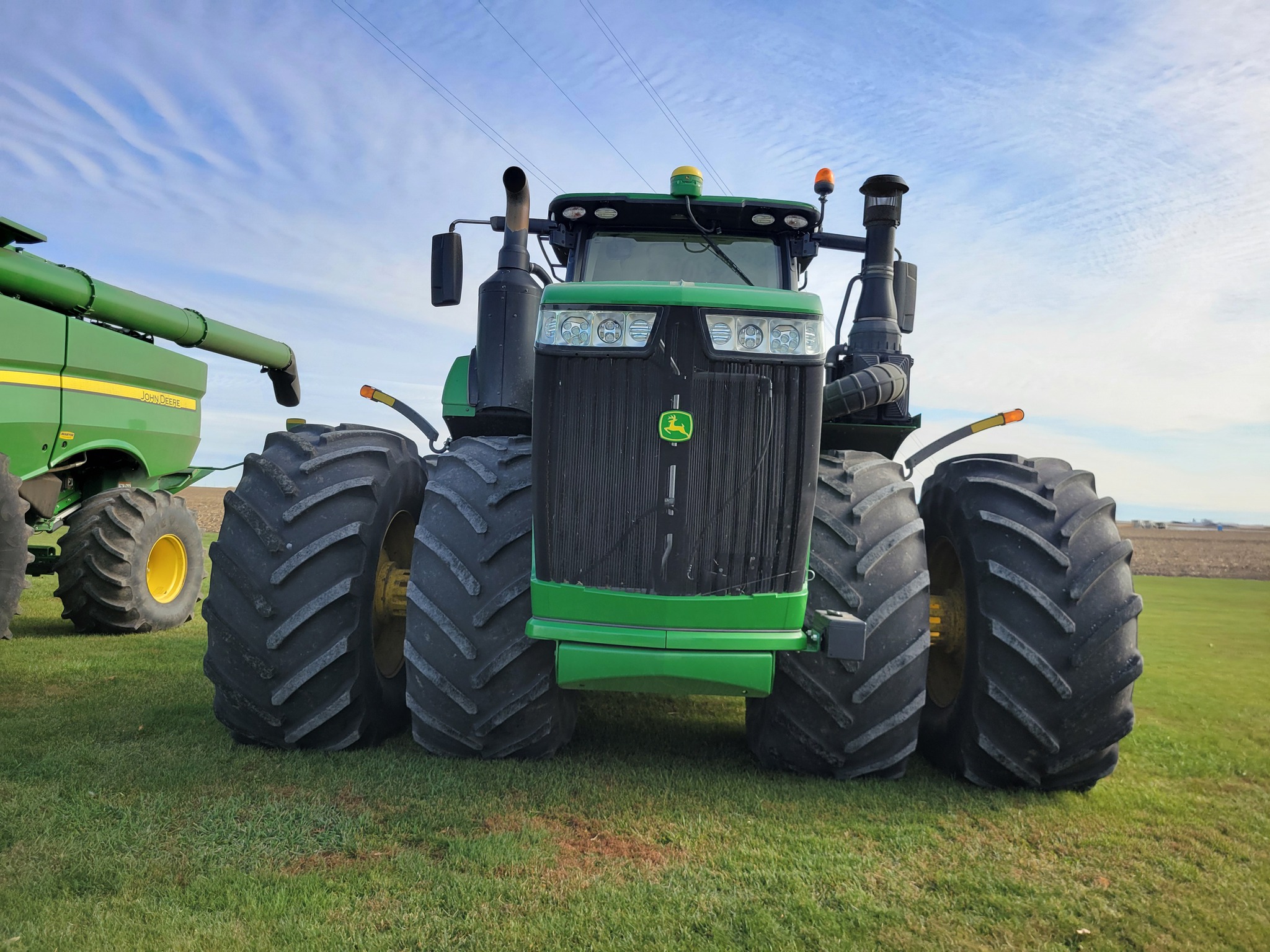  2018 John Deere 9520R at Heritage Tractor in Roanoke, IL