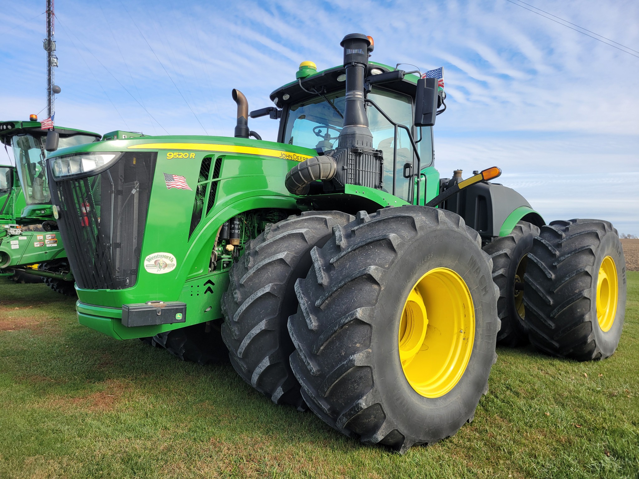 2018 John Deere 9520R at Heritage Tractor in Roanoke, IL