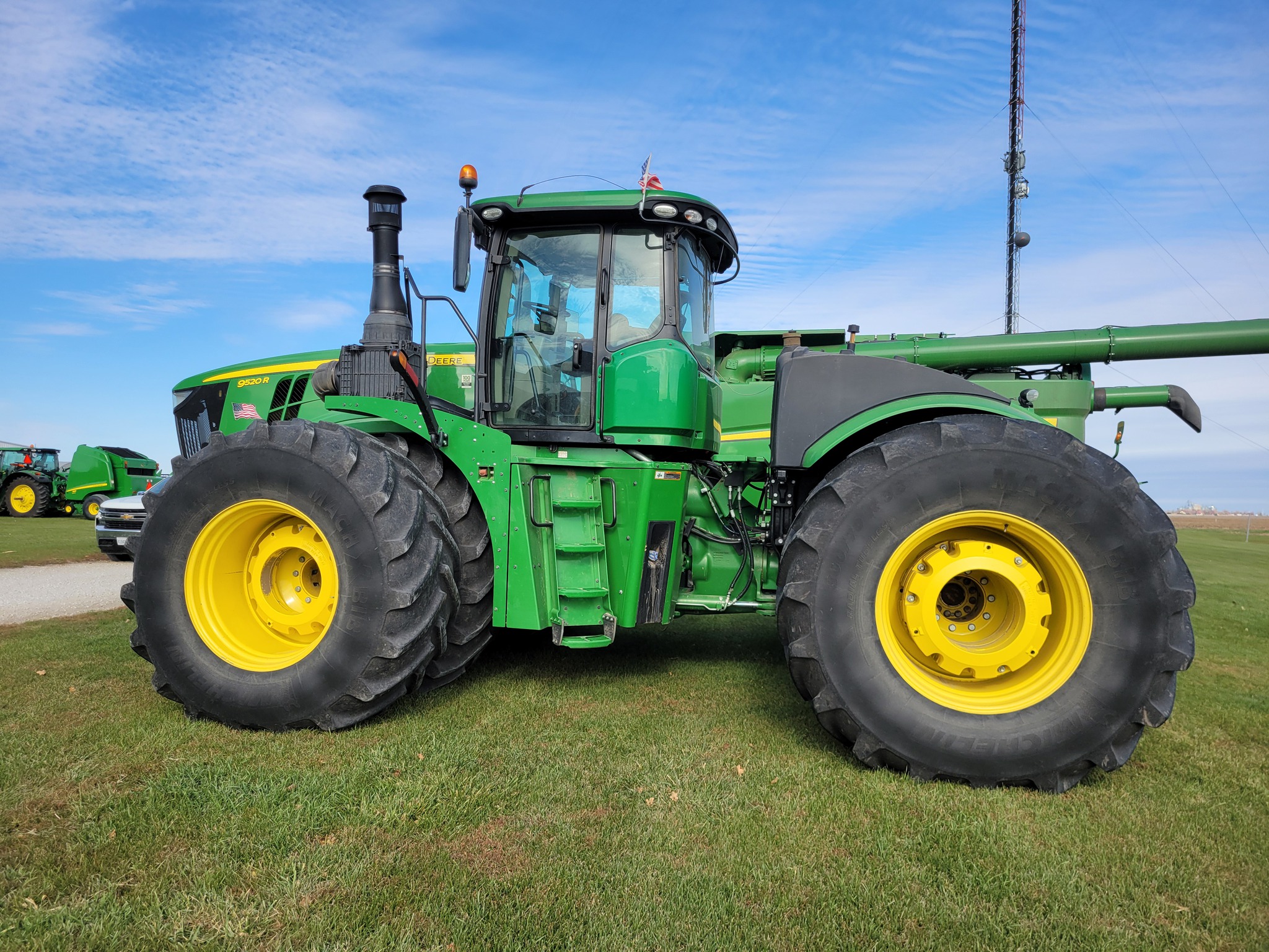  2018 John Deere 9520R at Heritage Tractor in Roanoke, IL