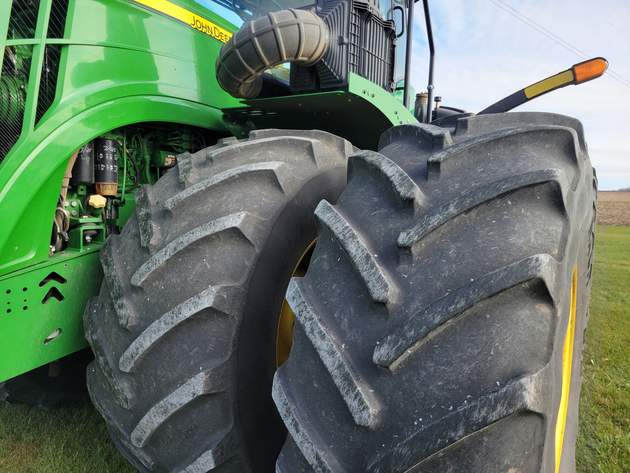  2018 John Deere 9520R at Heritage Tractor in Roanoke, IL